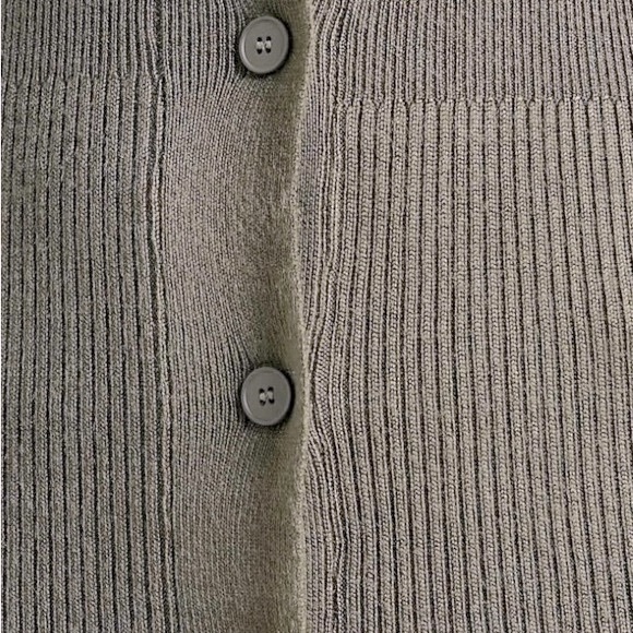 Eloquii Women's Long Sleeve Button Up Ribbed Midi Dress In Green. Large - Picture 11 of 13